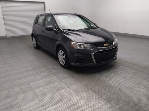 Used 2020 Chevrolet Sonic LT FWD image 13