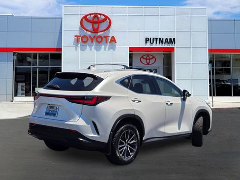 Used 2025 Lexus NX 250 FWD w/ Accessory Package (2T) image 4