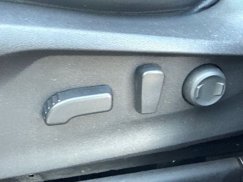 Used 2022 Subaru Ascent Limited w/ Popular Package #4 image 24