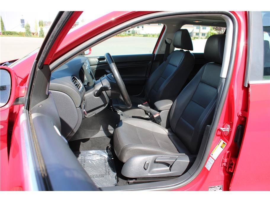 Used 2014 Volkswagen Jetta TDI FWD image 8