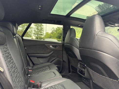 Used 2023 Audi RS Q8 AWD/4WD image 28