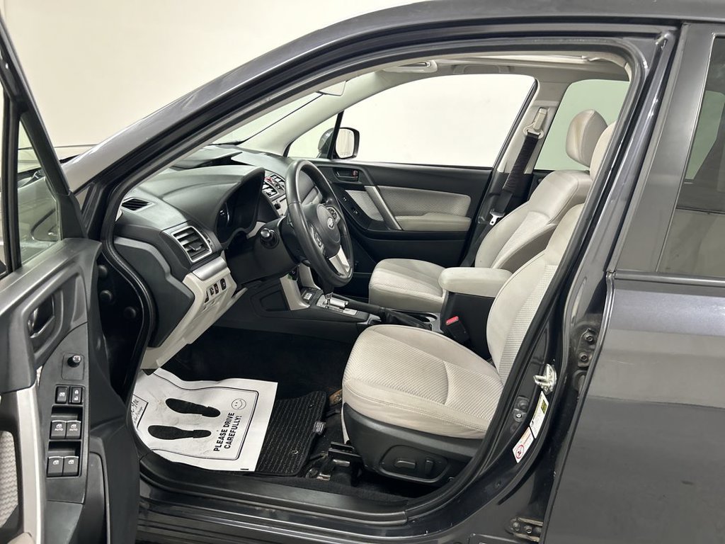 Used 2017 Subaru Forester 2.5i Premium AWD/4WD image 9
