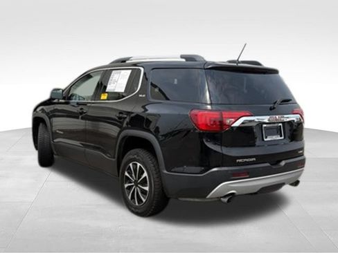 Used 2019 GMC Acadia SLE w/ LPO, Black Accent Package FWD image 3