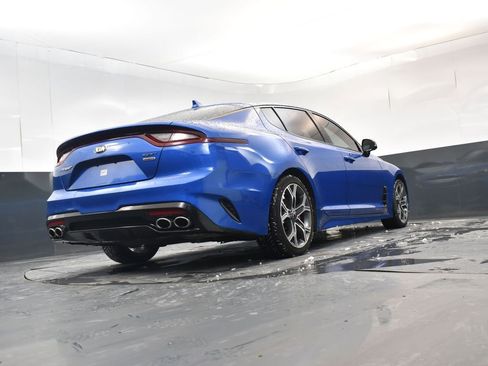 Used 2019 Kia Stinger GT2 image 23