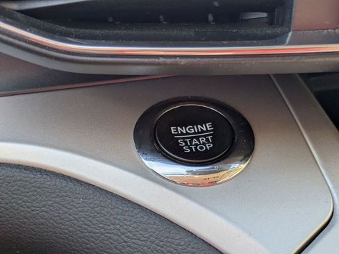 Used 2024 Ford Explorer XLT w/ Equipment Group 202A image 24