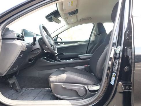Certified 2025 Kia K5 LXS image 11