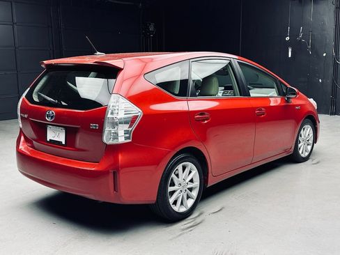 Used 2012 Toyota Prius V Five FWD image 7