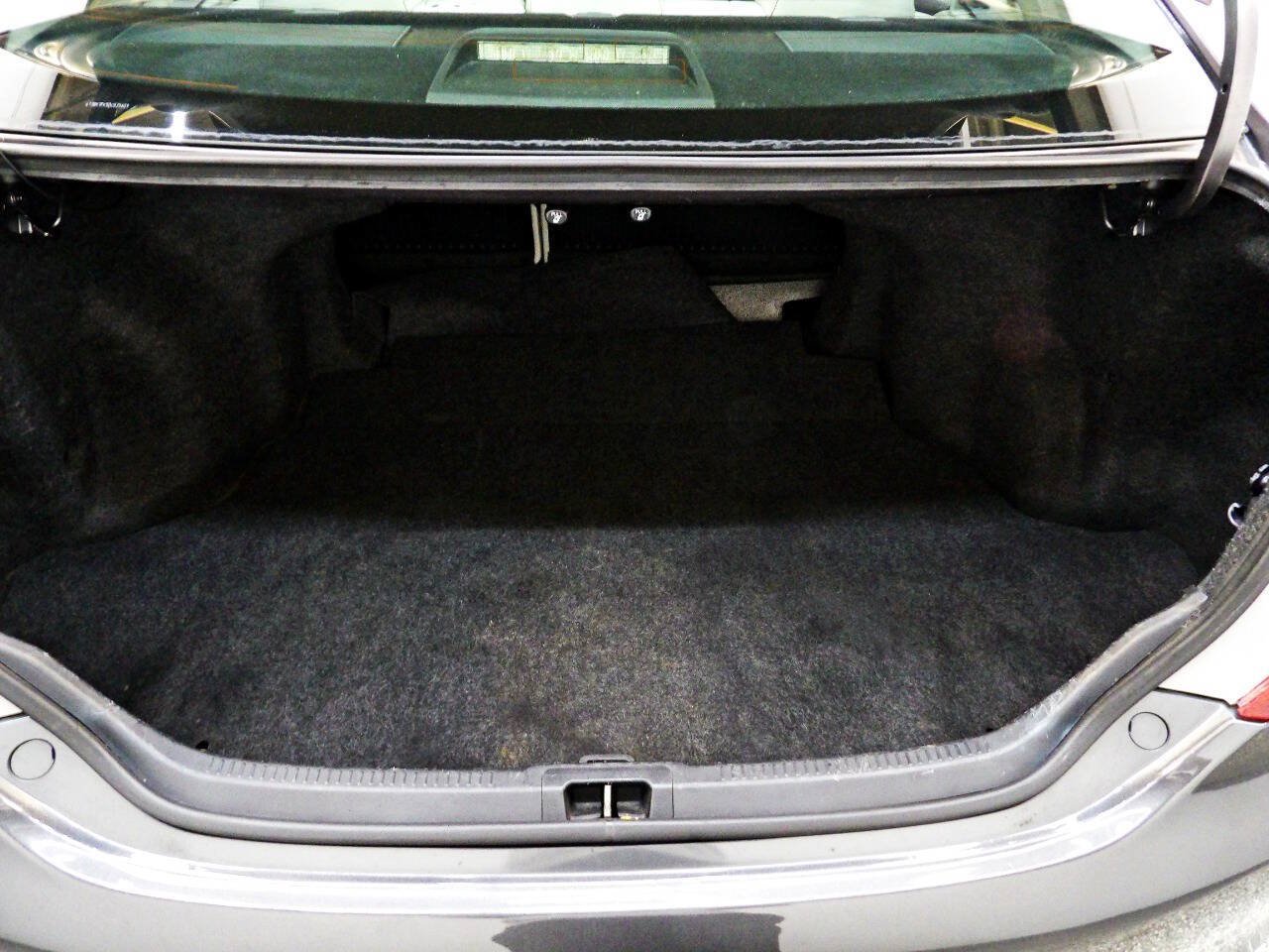 Used 2013 Toyota Camry XLE FWD image 13