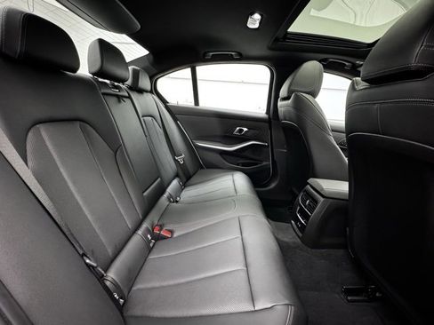 Used 2025 BMW 330i xDrive Sedan w/ Convenience Package image 26