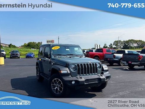 Used 2024 Jeep Wrangler Sport AWD/4WD image 1