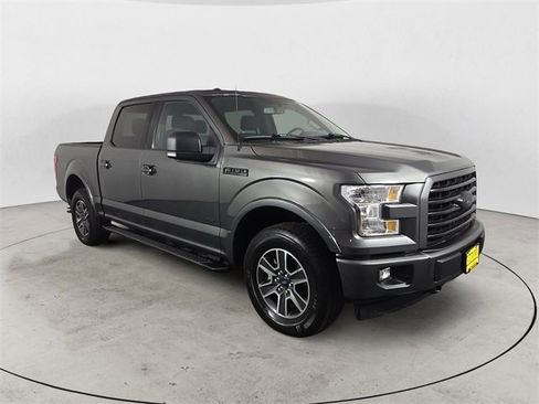 Used 2017 Ford F150 XLT w/ Equipment Group 302A Luxury image 7