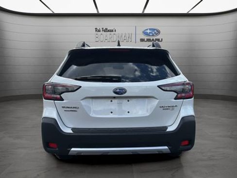 Used 2025 Subaru Outback Limited AWD/4WD image 6