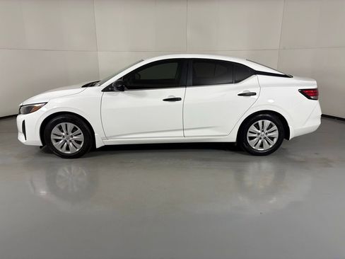 Certified 2025 Nissan Sentra S image 5