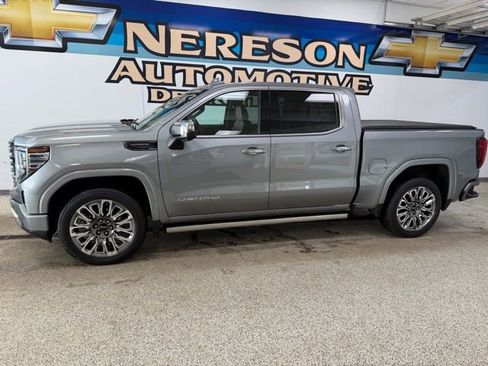 Used 2023 GMC Sierra 1500 Denali Ultimate image 2