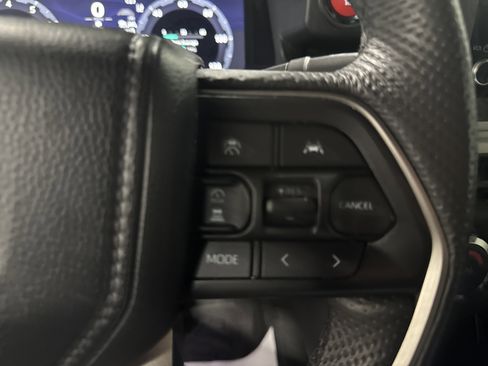 Used 2024 Toyota Tacoma TRD Off-Road image 16