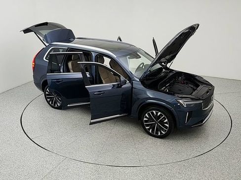 Certified 2026 Volvo XC90 B6 Plus AWD/4WD image 41