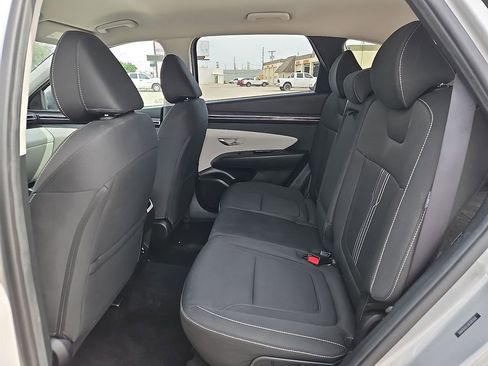 Used 2024 Hyundai Tucson SEL FWD image 11