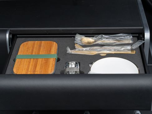 Used 2025 Aston Martin DBX 707 image 28