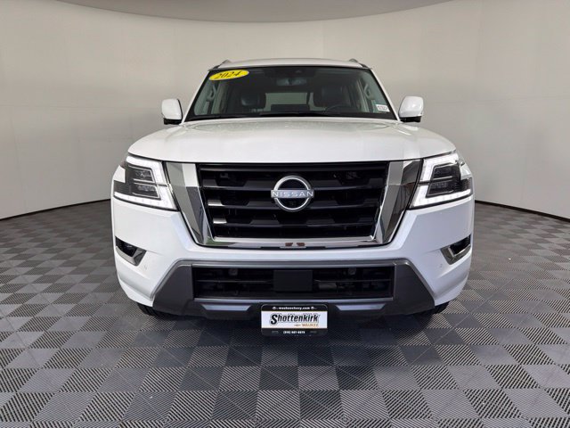 Used 2024 Nissan Armada SL w/ Captain's Chairs Package AWD/4WD image 34