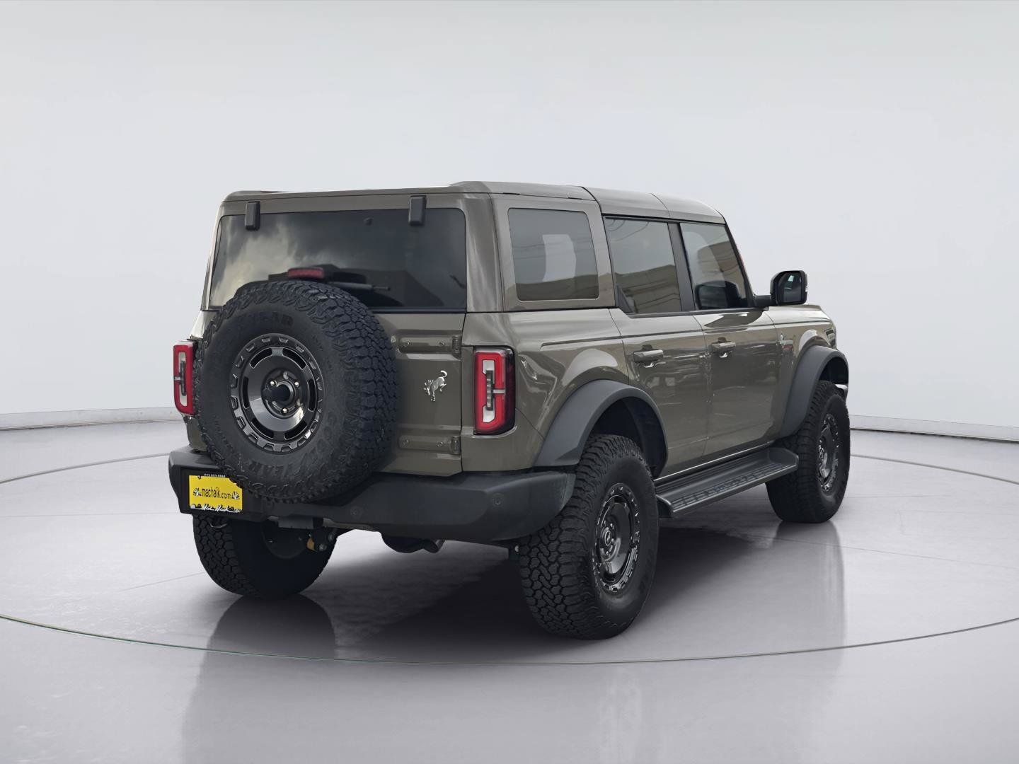 Used 2025 Ford Bronco Outer Banks w/ Sasquatch Package AWD/4WD image 6