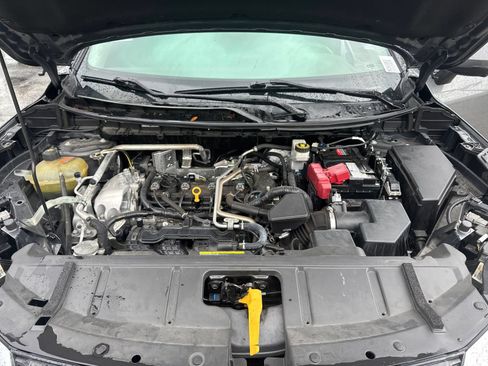 Certified 2021 Nissan Rogue SV w/ Premium Package FWD image 45