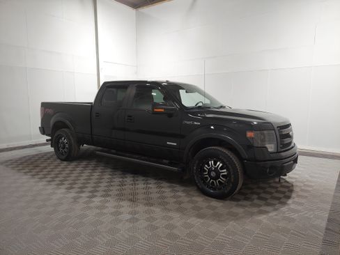 Used 2014 Ford F150 FX4 w/ Equipment Group 402A Luxury image 4