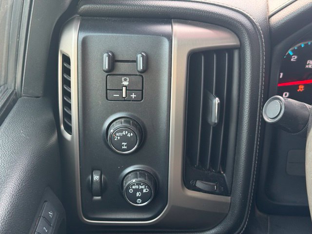 Used 2017 GMC Sierra 1500 Denali w/ Denali Ultimate Package AWD/4WD image 33