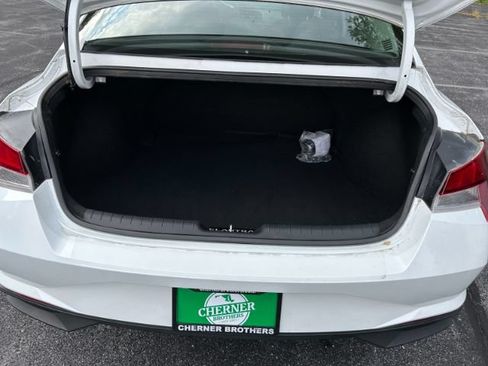 Used 2021 Hyundai Elantra SEL w/ Cargo Package FWD image 28
