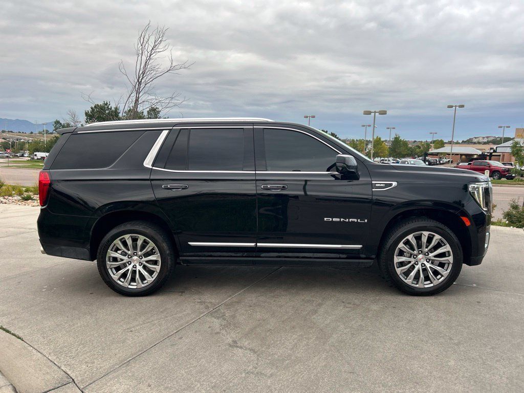Used 2021 GMC Yukon Denali w/ Denali Ultimate Package AWD/4WD image 10