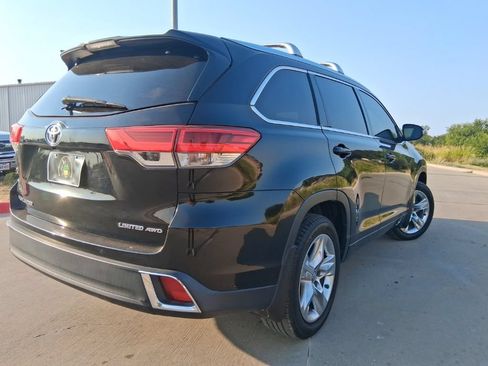 Used 2019 Toyota Highlander Limited AWD/4WD image 5