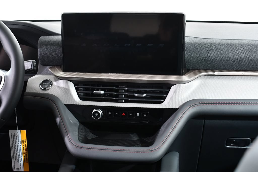 New 2026 Ford Explorer Active w/ Active Comfort Package AWD/4WD image 9