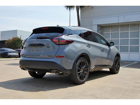 Used 2024 Nissan Murano SV w/ SV Midnight Edition Package FWD image 4