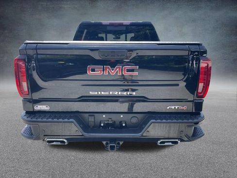 Used 2025 GMC Sierra 1500 AT4 w/ AT4 Premium Package AWD/4WD image 6