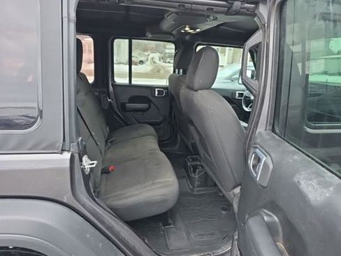 Used 2022 Jeep Wrangler Unlimited Sport image 26