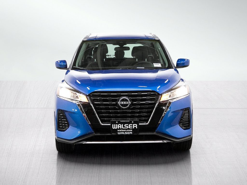 Used 2023 Nissan Kicks SV FWD image 9