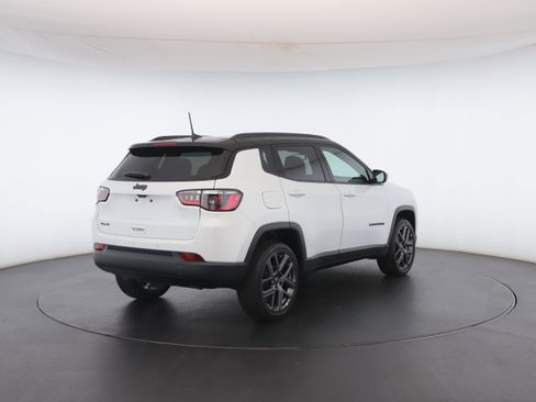 New 2026 Jeep Compass Limited w/ Sun, Sound & Navigation Group image 28