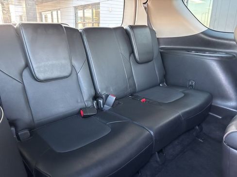 Used 2022 Nissan Armada Platinum w/ Captain's Chairs Package image 19