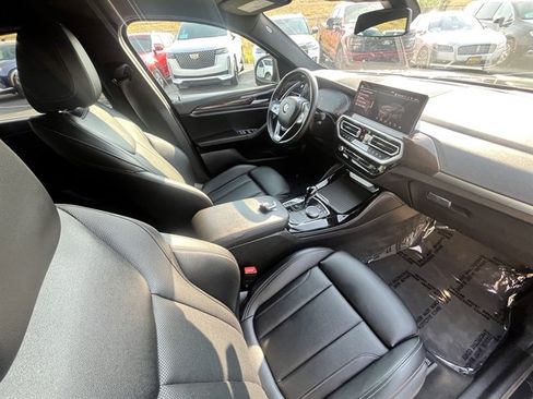 Used 2025 BMW X4 xDrive30i AWD/4WD image 35