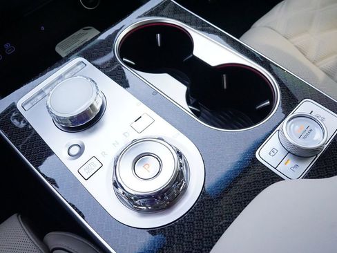 New 2026 Genesis GV80 3.5T e-SC image 10