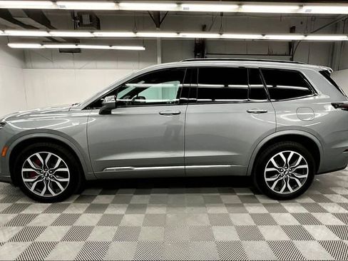 Used 2024 Cadillac XT6 Sport w/ Technology Package AWD/4WD image 14