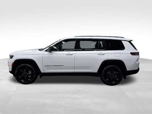 New 2025 Jeep Grand Cherokee L Limited w/ Luxury Tech Group II AWD/4WD image 2