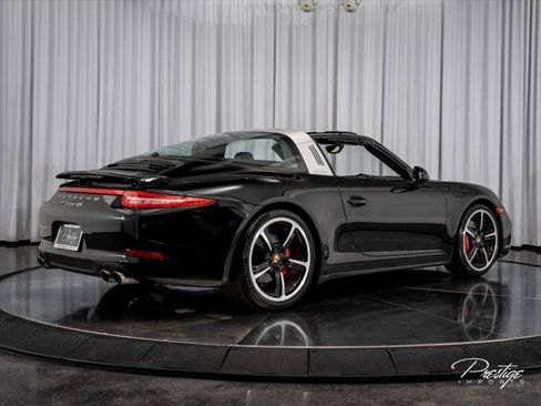 Used 2015 Porsche 911 Targa 4S AWD/4WD image 17
