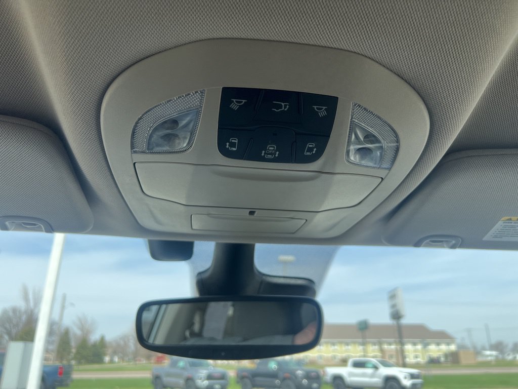 Used 2022 Chrysler Pacifica Touring-L FWD image 29