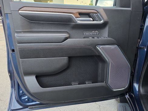 Used 2023 Chevrolet Silverado 1500 High Country w/ Technology Package image 23