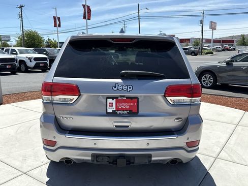 Used 2016 Jeep Grand Cherokee Overland AWD/4WD image 4