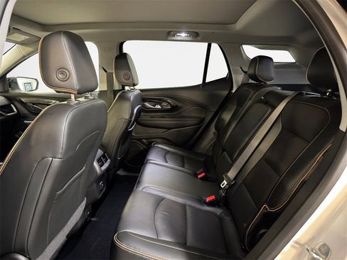 Used 2022 GMC Terrain AT4 w/ Infotainment Package II image 24