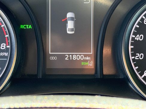 Used 2023 Toyota Camry SE w/ Convenience Package image 20