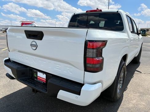 New 2026 Nissan Frontier SV RWD image 6