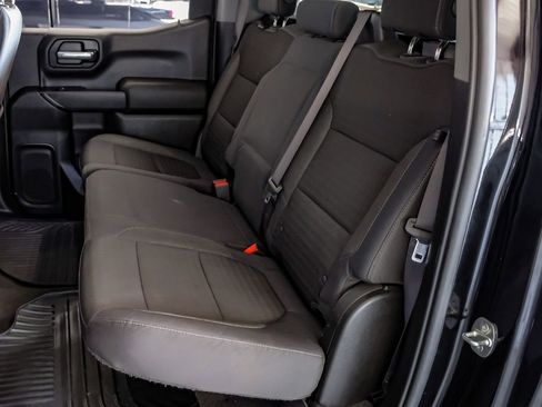 Used 2019 Chevrolet Silverado 1500 LT image 38