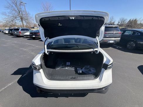 New 2026 Nissan Sentra SR w/ SR All Weather Package FWD image 22